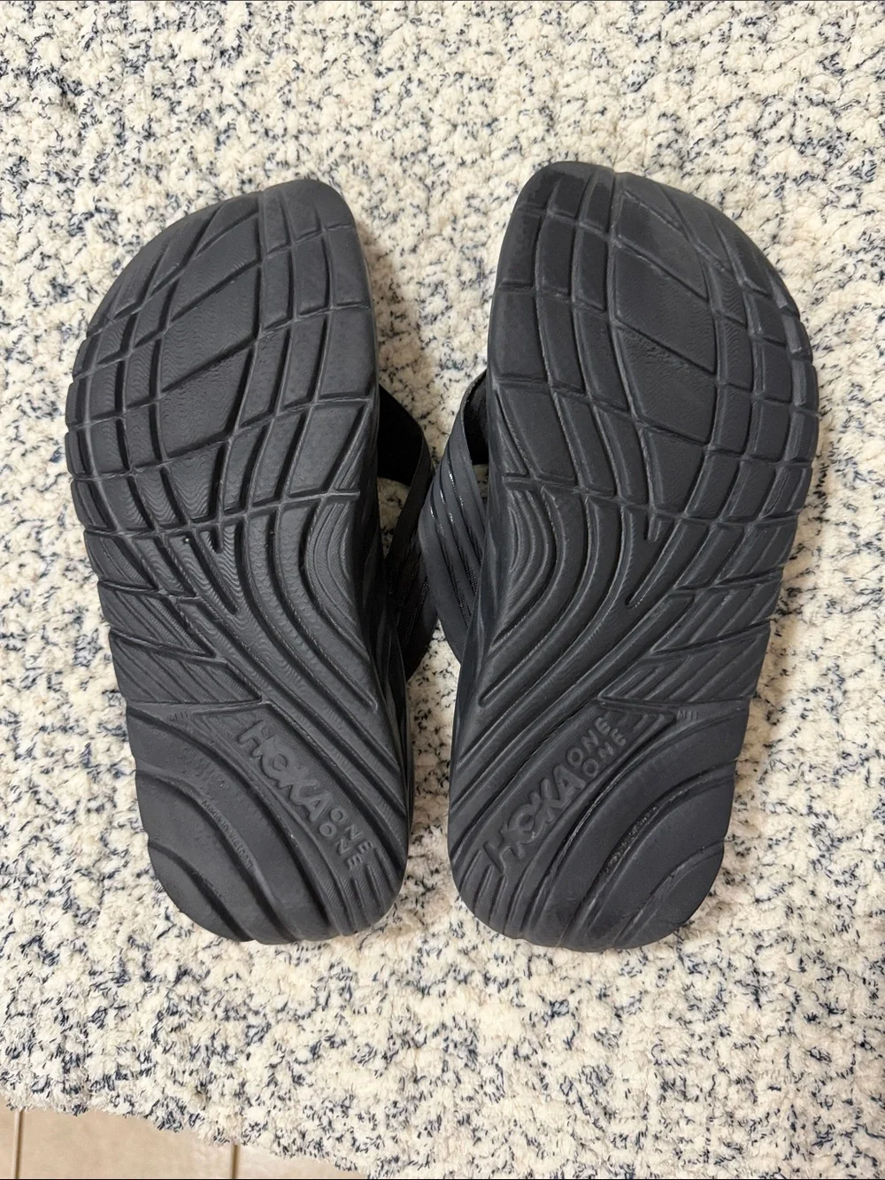 Hoka One One Men’s Black Thong Sandals